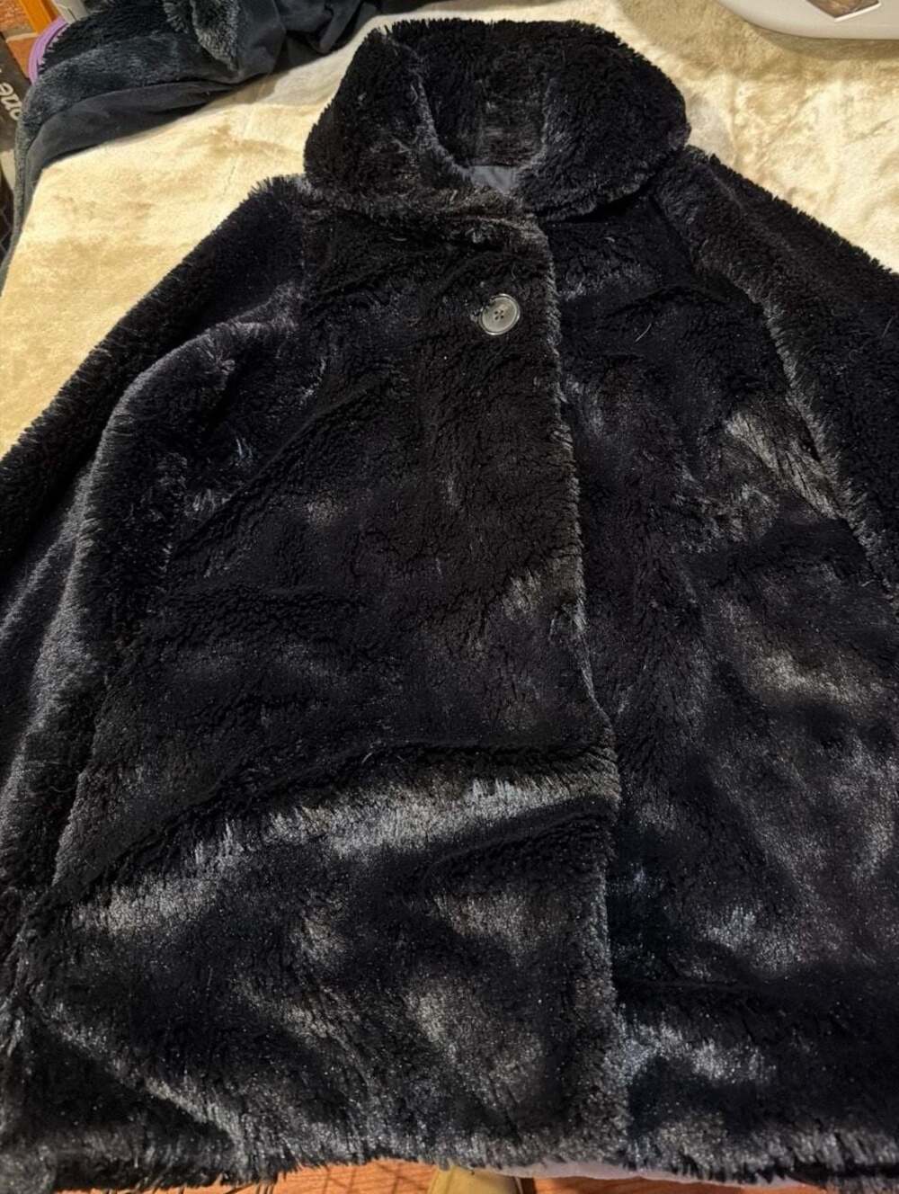 Patagonia Girl's Black Pelage Faux Fur Fleece Button Up Jacket Size M 10
